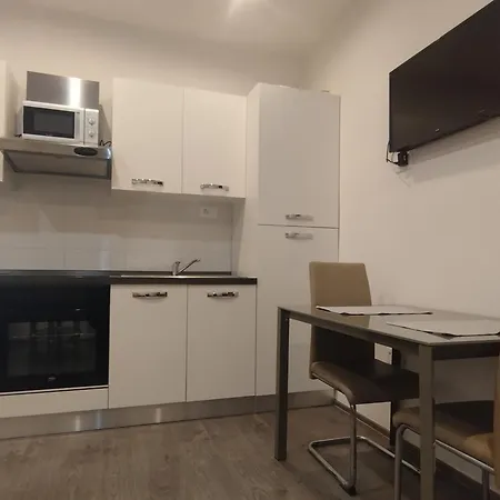 Apartman Adriatic 2 Kaštela Zewnętrze zdjęcie